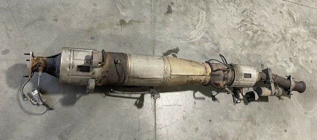 2017-2019 Ford F250 350 Diesel 6.7L OEM Catalytic Converter/ DPF