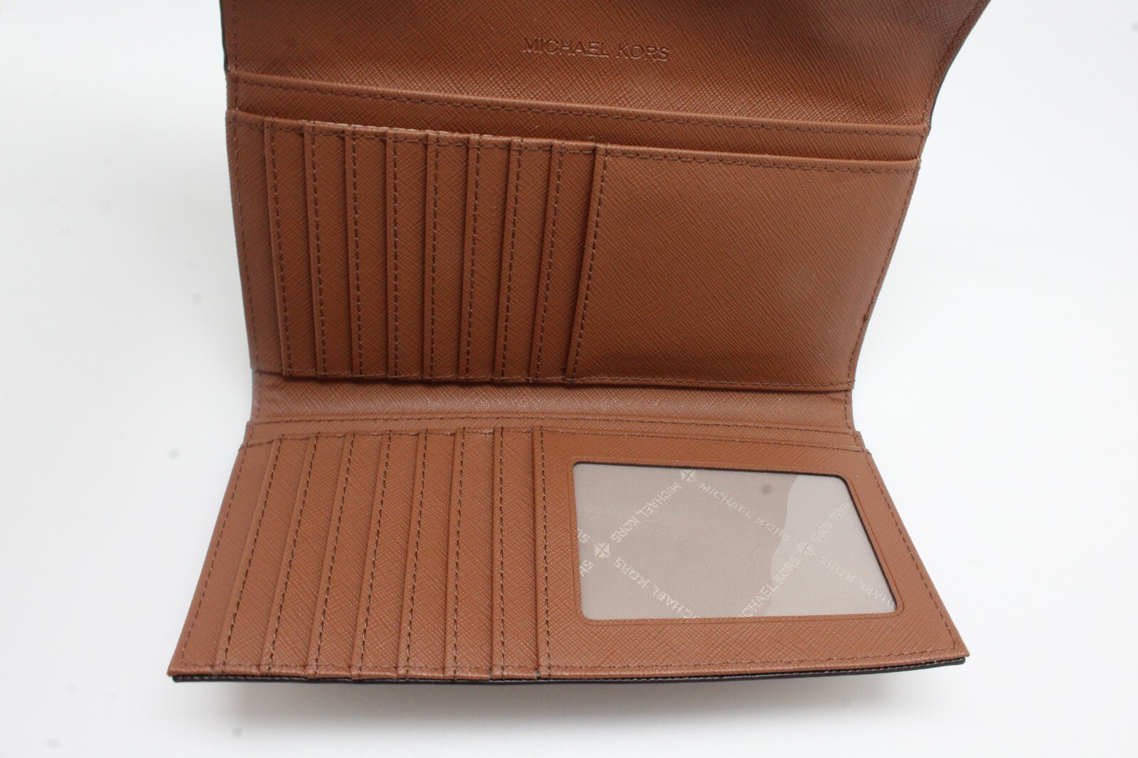 MICHAEL KORS JET SET TRAVEL LARGE TRIFOLD SAFFIANO LEATHER WALLET LUGGAGE