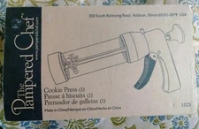 Pampered Chef 1525 Chef Cookie Press White In Box 16 Design Disks