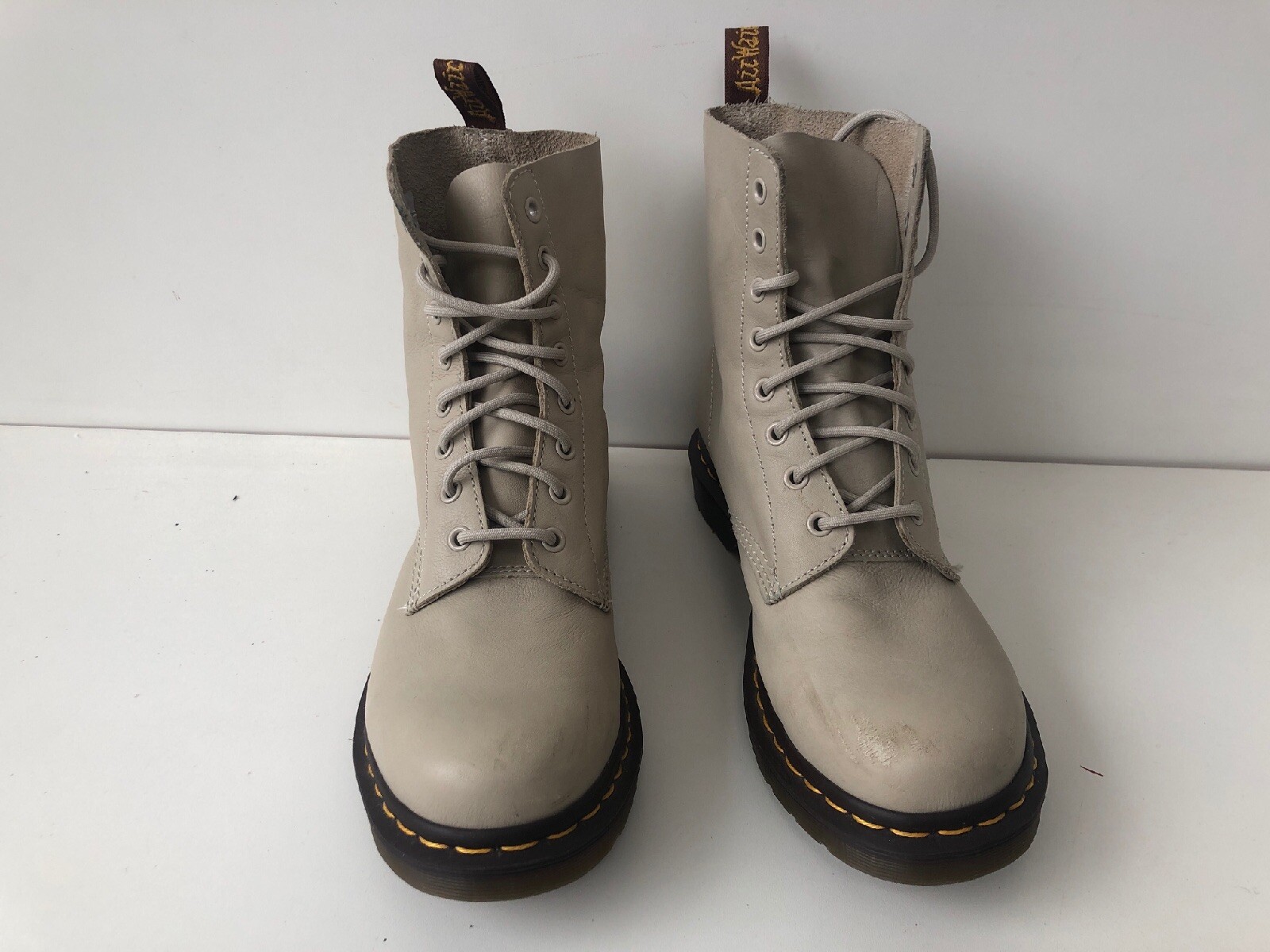 Women’s Soft Leather Rare Beige Dr Martens Pascal Boots Uk9 EU43 Doc Boots DMs