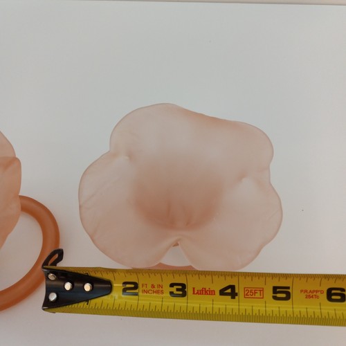 Vintage Pair of Frosted Pink Peach Satin Lily Vases Coil Base 5" Tall - Picture 7 of 8