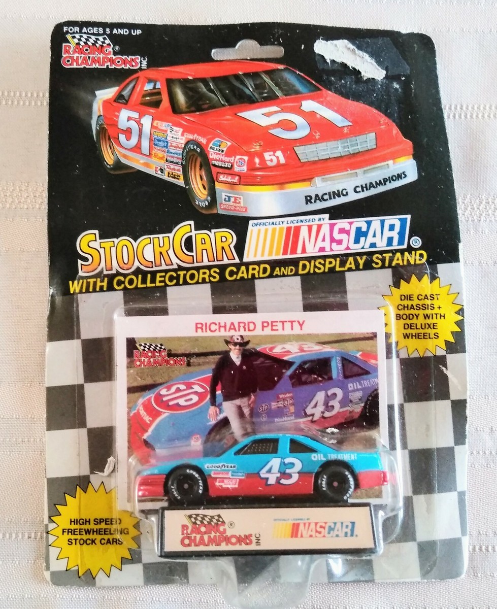 Racing Champions #43 Richard Petty Stock Car With Collectors