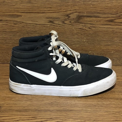 Nike SB charge womens mid top skate 
