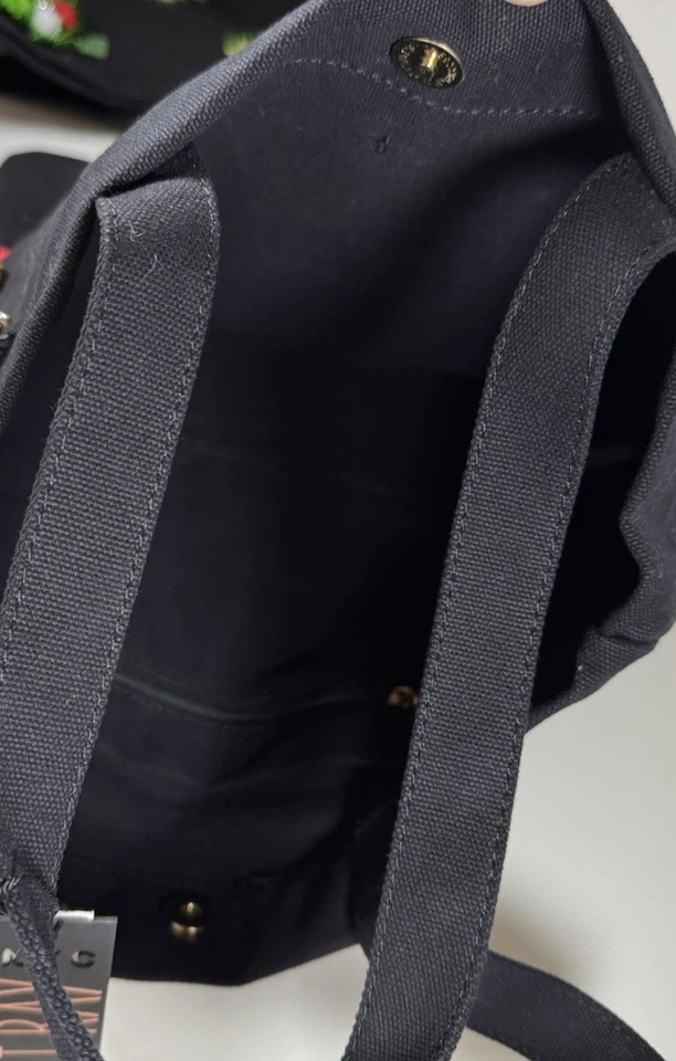 Bolso de Mano Violet Ray NYC Árbol de Oropel de Navidad Negro Foto 3 de 3