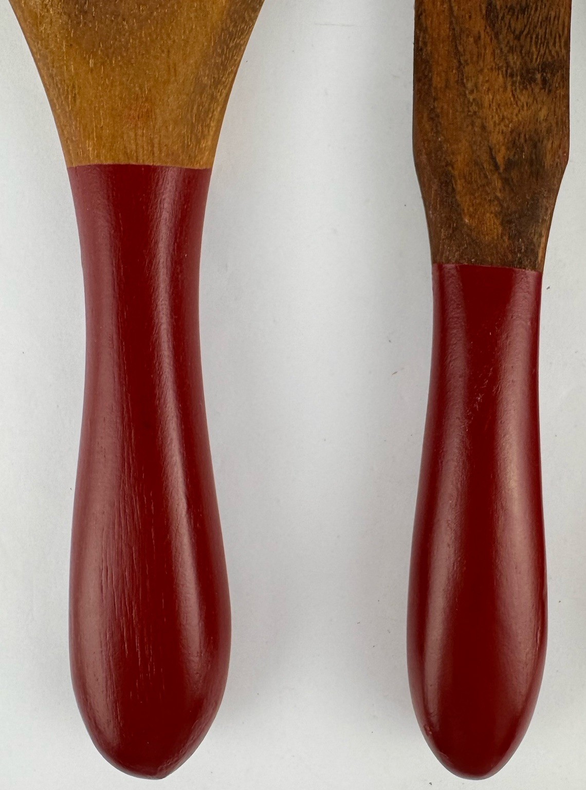 Mad Hungry Original 4-Piece Acacia Spurtle Set Natural wood Red