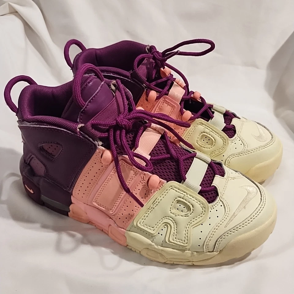 Nike Air More Up Tempo GS Licky Charms Tenis Juveniles Talla 7 Foto 2 de 4