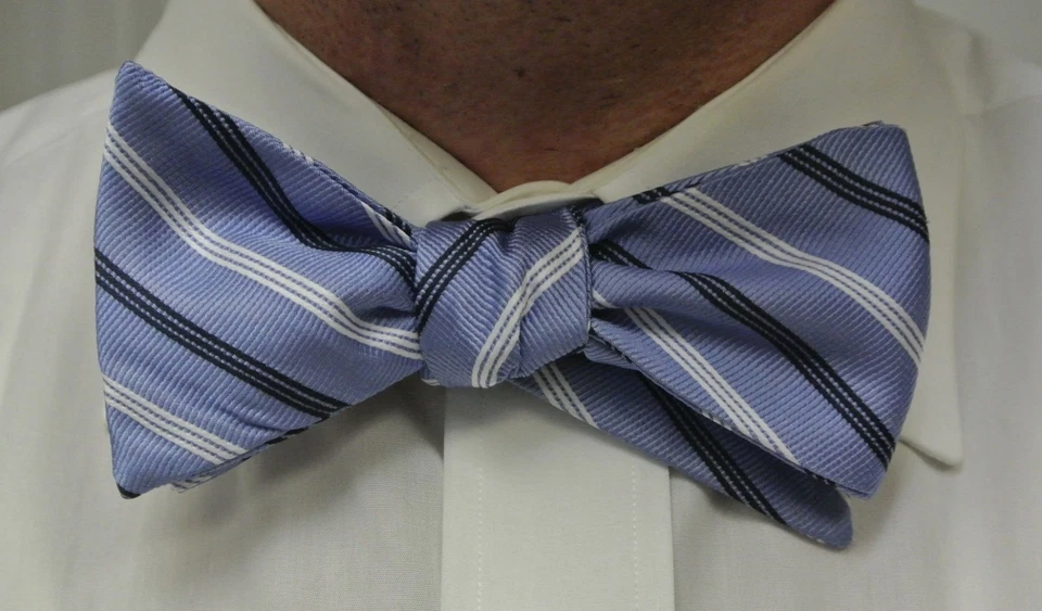 Pajarita Hombre Seda Azul Rayas AUTOCORBATA Pajarita Foto 3 de 4