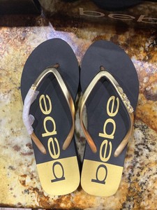 bebe thong sandals