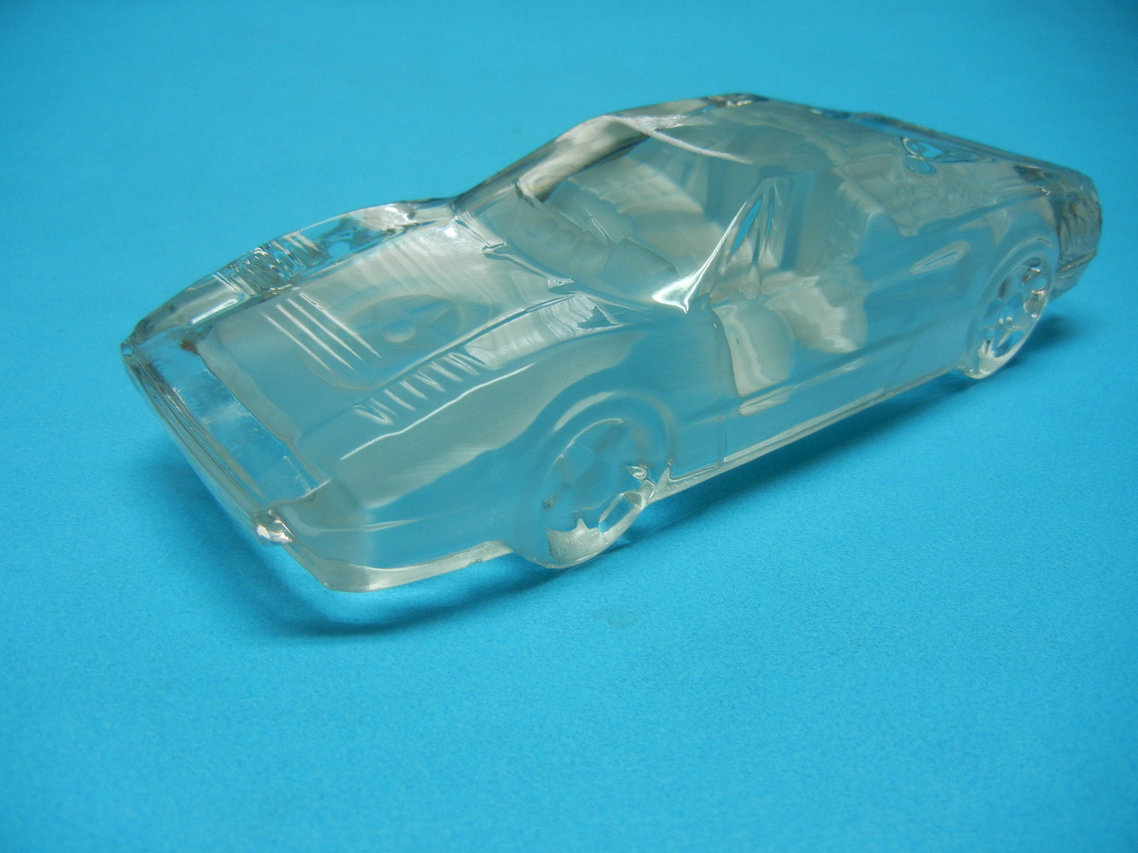 FERRARI 288 GTO AUTO PAPERWEIGHT GLASS LEAD CRYSTAL CAR ....( FREE ...