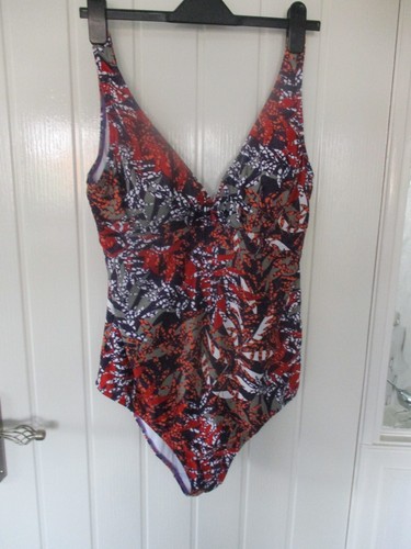 GORGEOUS π ANNE WEYBURN πTUMMY TONING SWIMSUIT Size 22 π EXCELLENT CONDITION - Picture 6 of 18