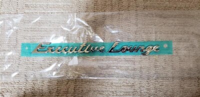 TOYOTA Original ALPHARD AYH30 2015-2023 Hecktür Emblem ''Executive Lounge'' OEM
