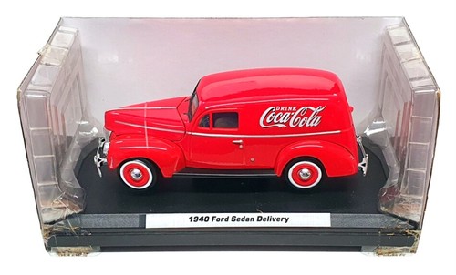 Motormax 1/24 Scale 365913 - 1940 Ford Sedan Delivery Coca Cola - Red - Picture 4 of 5