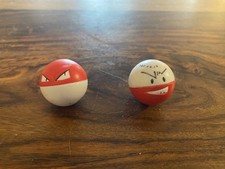 1999 Vintage TOMY Electrode and Voltorb Bootlegs Nintendo Pokemon 1.5" Figure