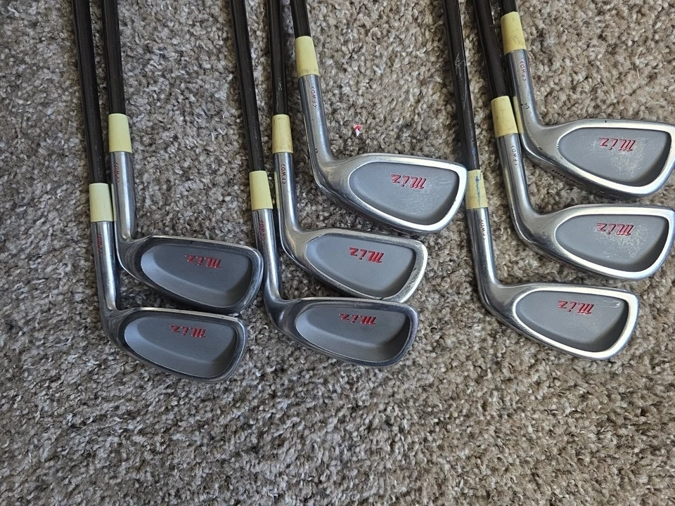 Juego de hierros Mizuno Miz 3-9 y P Techno Flex 5 varillas de grafito (derecha) Foto 4 de 4