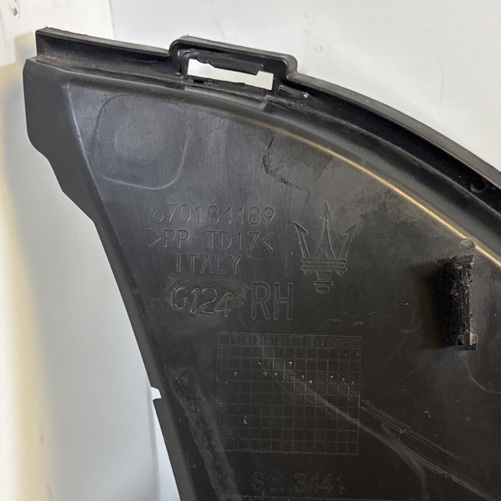 Maserati Grecale Front RH Bumper Cover 670184189 OEM