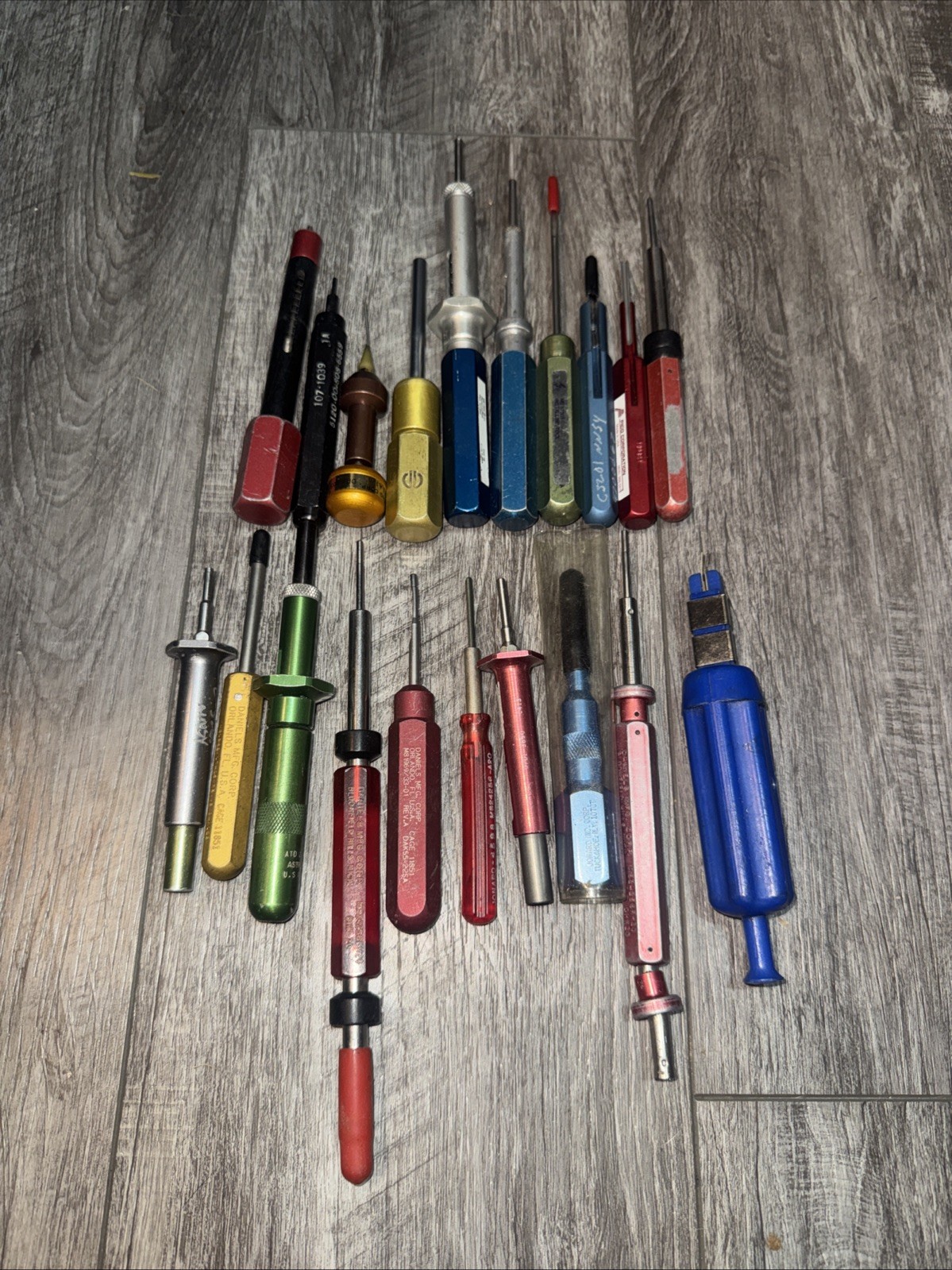 Lot Of 20 Used Removal, Installing Tool for Mil-Spec Connector Daniels Pico