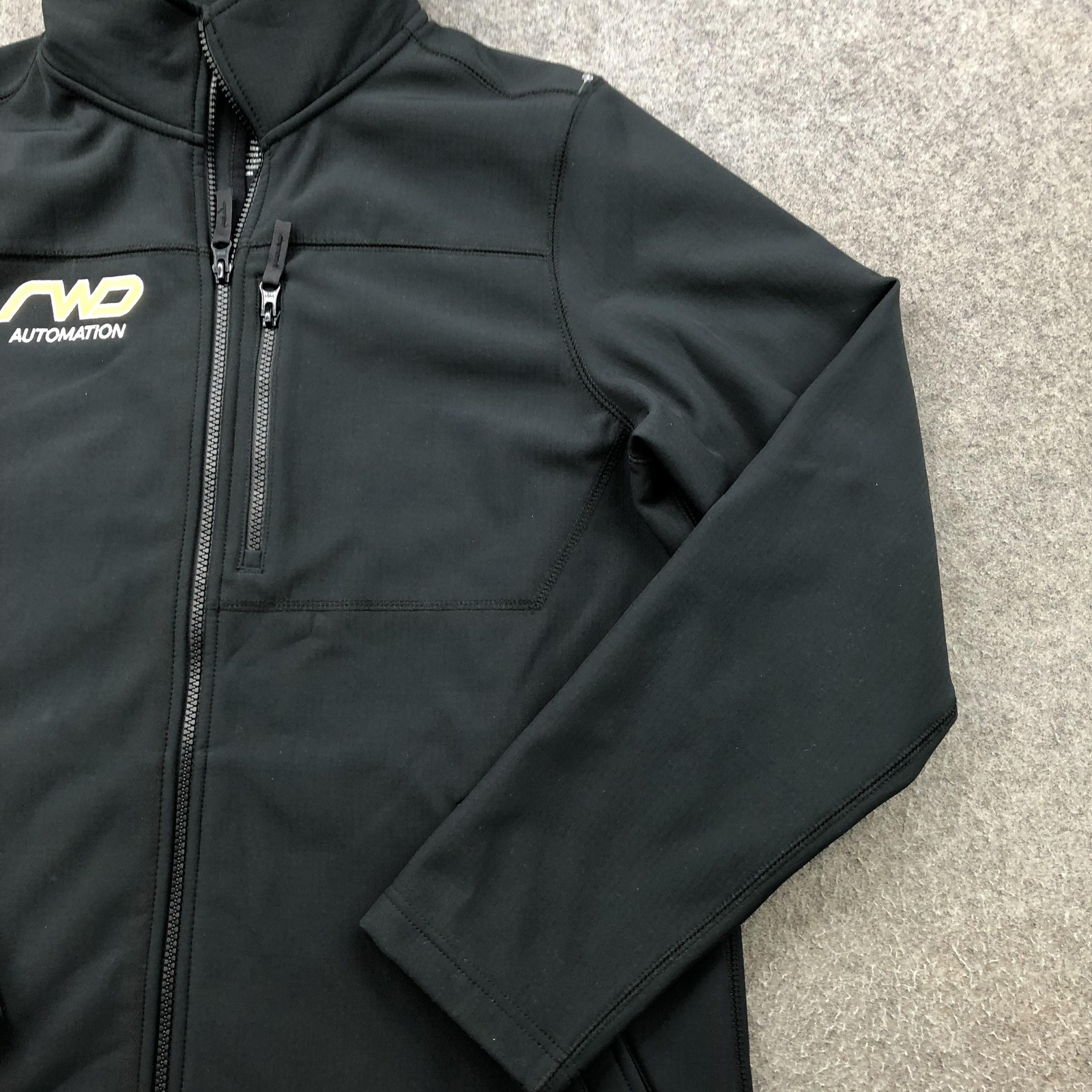 LL Bean Jacket Mens Medium Black Windproof Softsh… - image 3