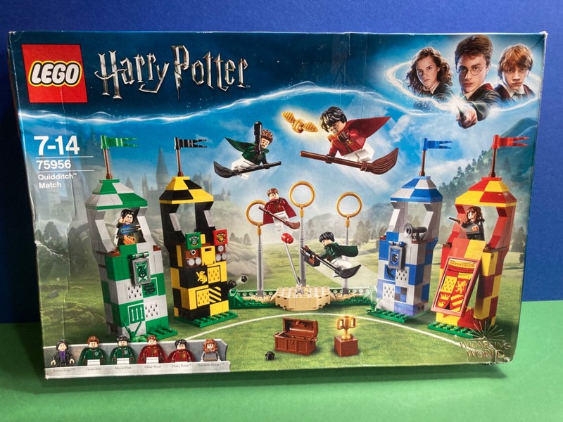 LEGO Harry Potter: Quiddich Match (75956) New, sealed & retired. See pics...