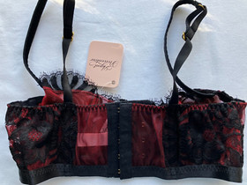 Agent Provocateur AMELIAH BRA 32C in BLACK/RED - BNWT