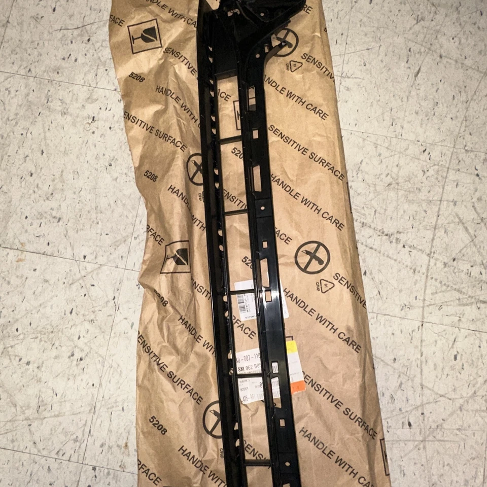 Alerón de parachoques delantero negro satinado para Audi A6 S6 2019-2023 OEM 4K0-807-110-9B9 Foto 4 de 4