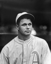 Top 10 Jimmie Foxx Baseball Cards 32