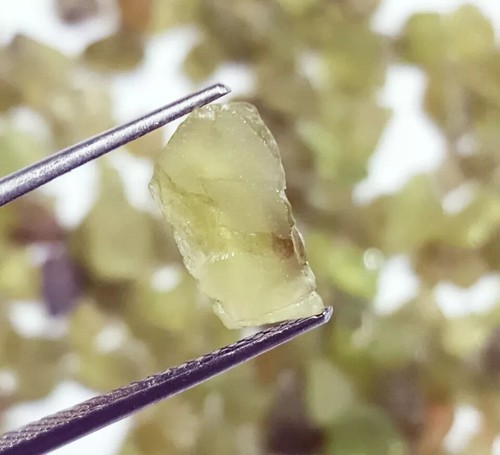 Natural Peridot Rough Loose Gemstone 30.20 Ct Lot With Free Gift - Picture 4 of 7