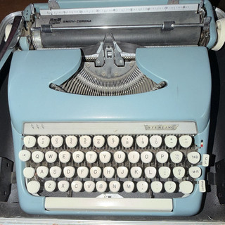 Smith Corona Sterling Blue Portable Manual Typewriter w/ Case