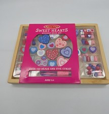 New Melissa  Doug Sweet Hearts Wooden Bead Set
