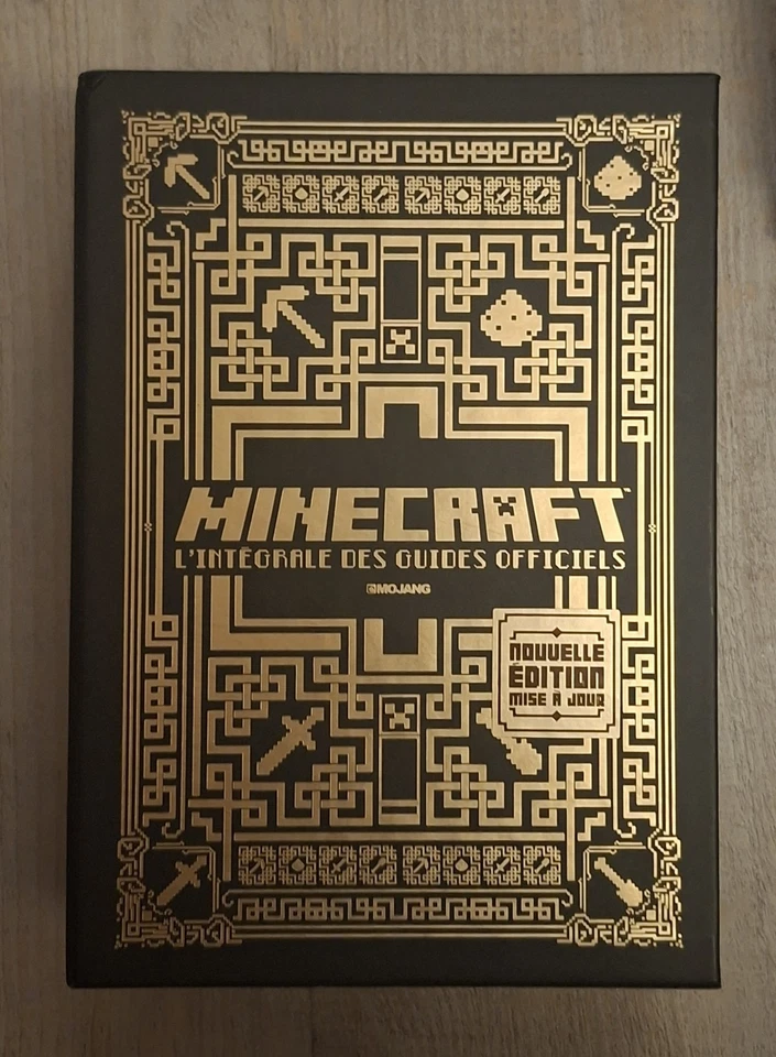 Mojang Minecraft Guides officiels lot Intégrale Avec Coffret Et 4 Livres - Photo 2/4