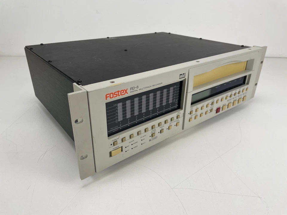 Fostex RD-8 ADAT 8-Track Digital Recorder – With Manual & 2 NOS ADAT's - Image 4 of 4
