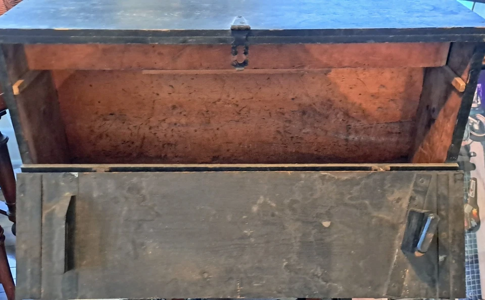 Antique Handmade Rustic Solid Wood Carpenter Tool Storage Box Chest - Image 2 of 4