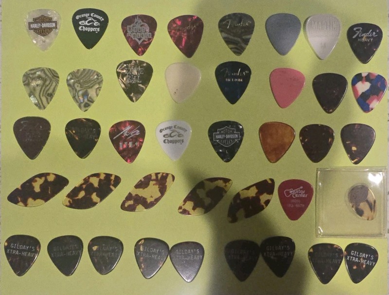 Vintage Guitar Pick Lot ( 40) Fender - Coke On Ice - Van Halen Concert Pick?