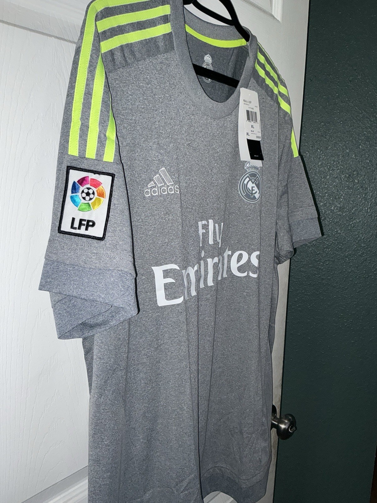 Real Madrid 15-16 La Liga Away Kit Size XL