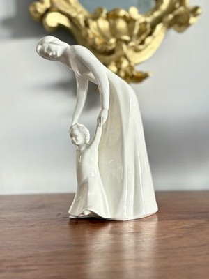 Royal Doulton First Steps Mutter und Kind schöner Zustand keine Beschädigungen