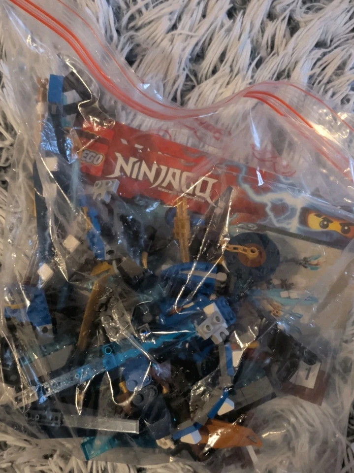 LEGO Ninjago 70602 Jay's Elemental Dragon, Foto 4 von 5