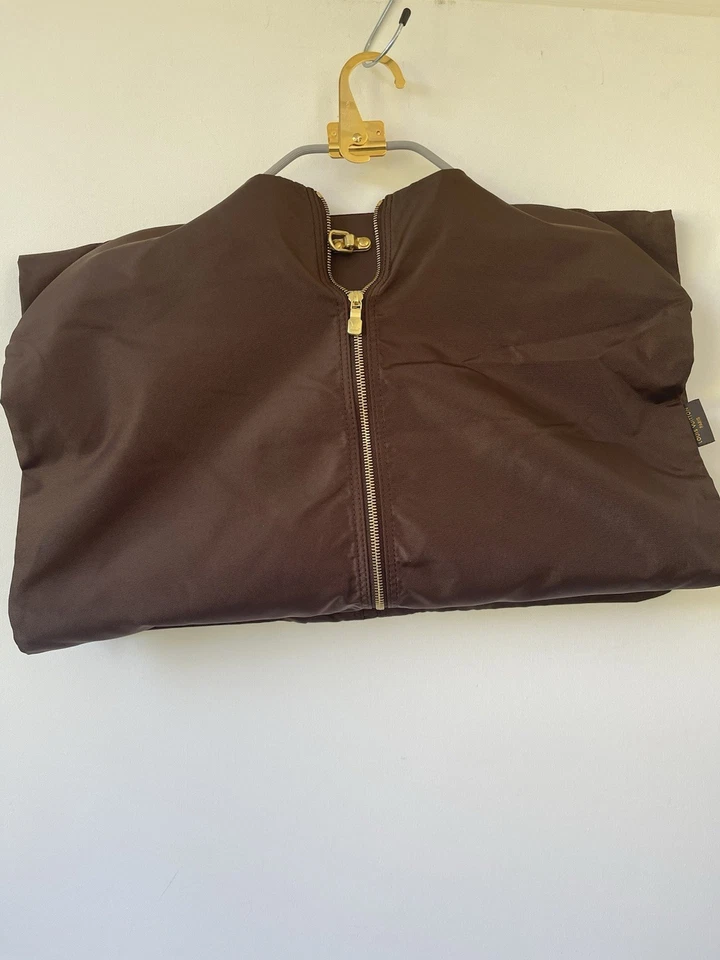 Louis Vuitton Paris Short Garment Bag Brown Nylon Suit Cover  Gold Hanger 39”x21 - Image 2 of 4