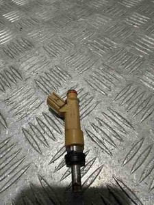 TOYOTA COROLLA Verso E12 Einspritzdüse 232500T030 1.80 Petrol 99kw 21507724