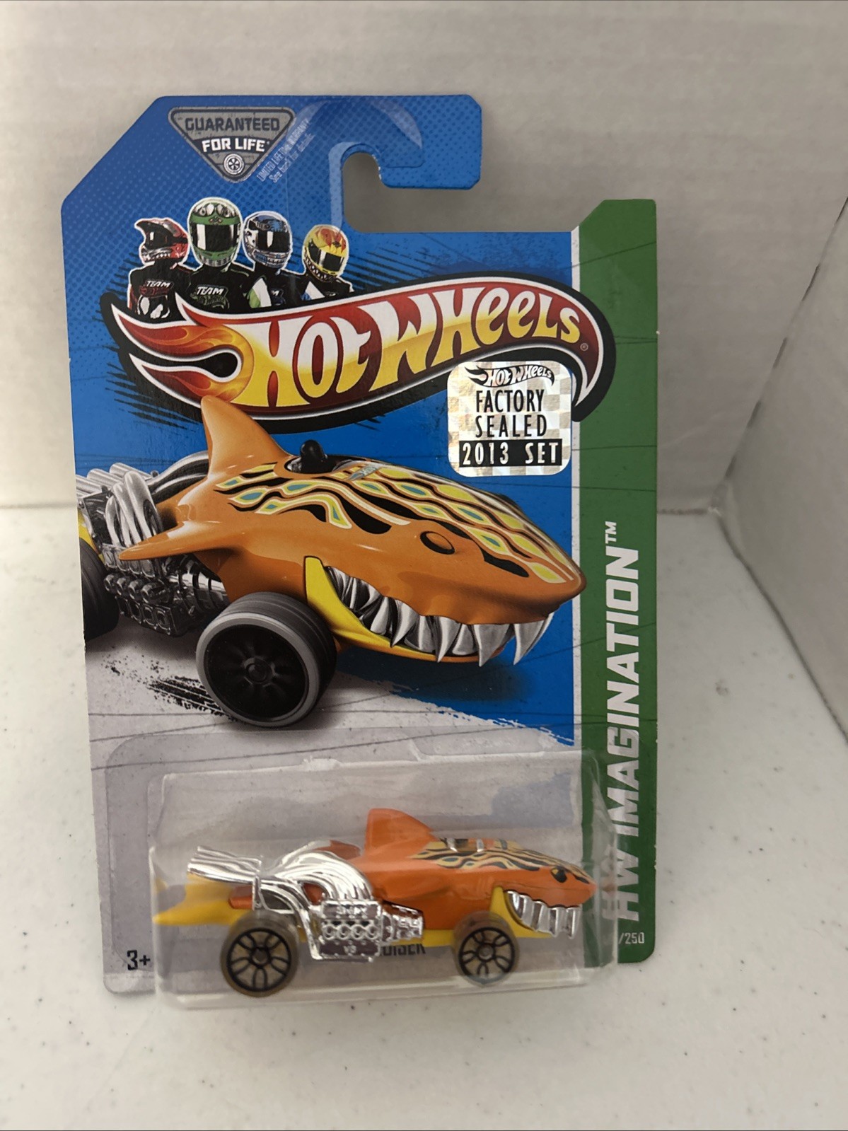 Hot Wheels 2013 HW Imagination Sharkruiser #74/250 Factory Sealed