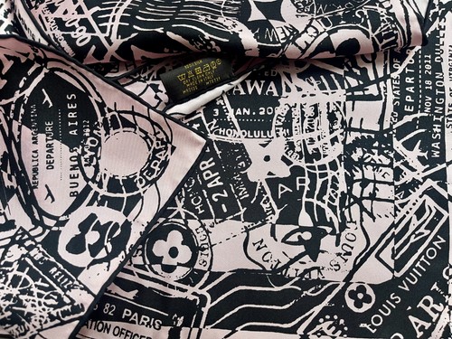 Louis Vuitton Paris Stamps Luggage Trunks Travel Black Pink Silk Scarf - Afbeelding 11 van 16