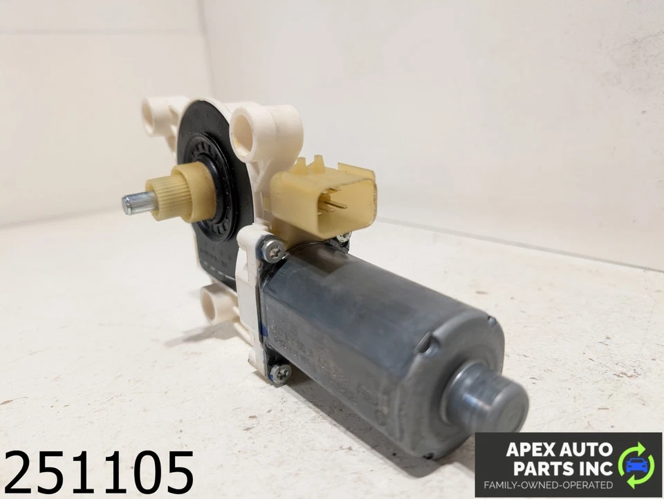 OEM 2011 Chrysler Town & Country 3.6L Front Right Side Door Window Motor Foto 2 de 4