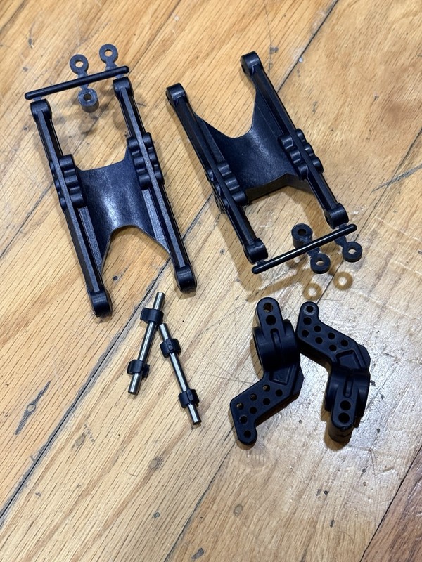 Vintage RC Team Losi Rear Suspension H Arms Junior 2 T JRX Pro SE Jrx2