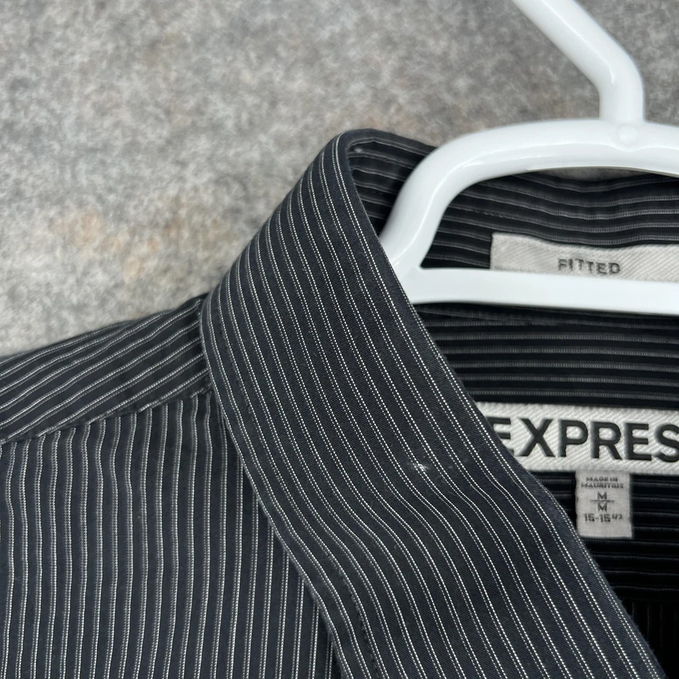 Camisa Express Para Hombre Mediana Negra Rayas Ajustada Botón Delantero Manga Larga Vestido Foto 3 de 4
