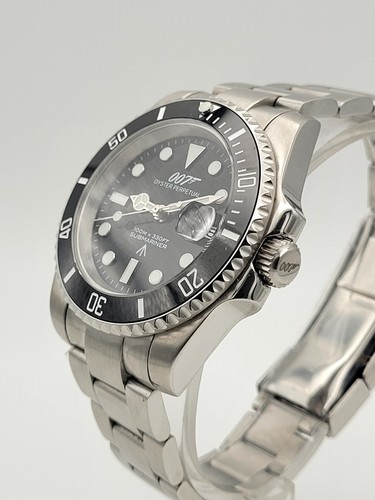James Bond 007 GOLDFINGER Black Divers Watch Seiko TMI NH35 Japanese Auto 10atm - Picture 4 of 17