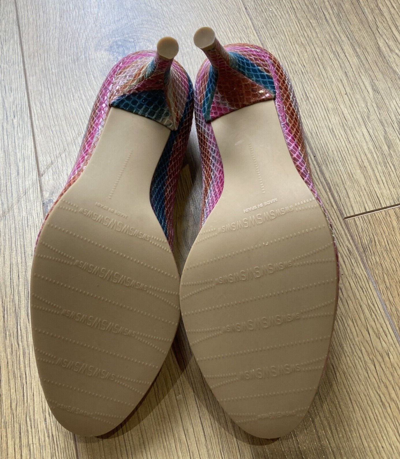 Vintage Rainbow Striped Reptile Stuart Weitzman Shoes by Russell & Bromley, New 9