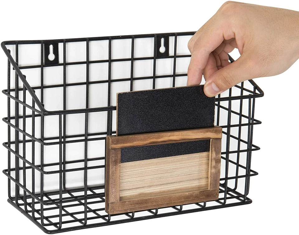 MyGift Juego de 3 cestas de almacenamiento de alambre rústico montadas en la pared con etiquetas de pizarra Foto 4 de 4