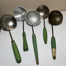 Set Of Five Vintage Wooden Green Handled Ladles Decorative Farmhouse Rustic