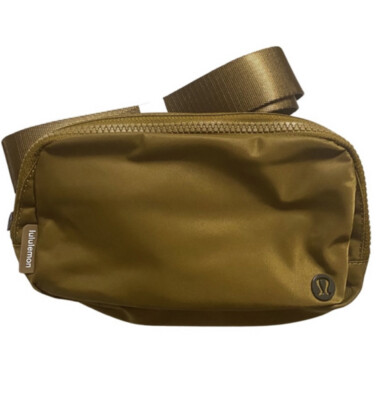 lululemon belt bag cost How Lululemon's Blockbuster Everywhere Belt Bag Became a Fashion Must-Have