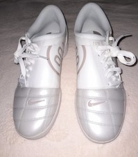Schuhe Nike Total 90
