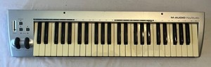 Avid M-Audio Key Studio 49 Key Midi Keyboard Controler (No Power cord), Works