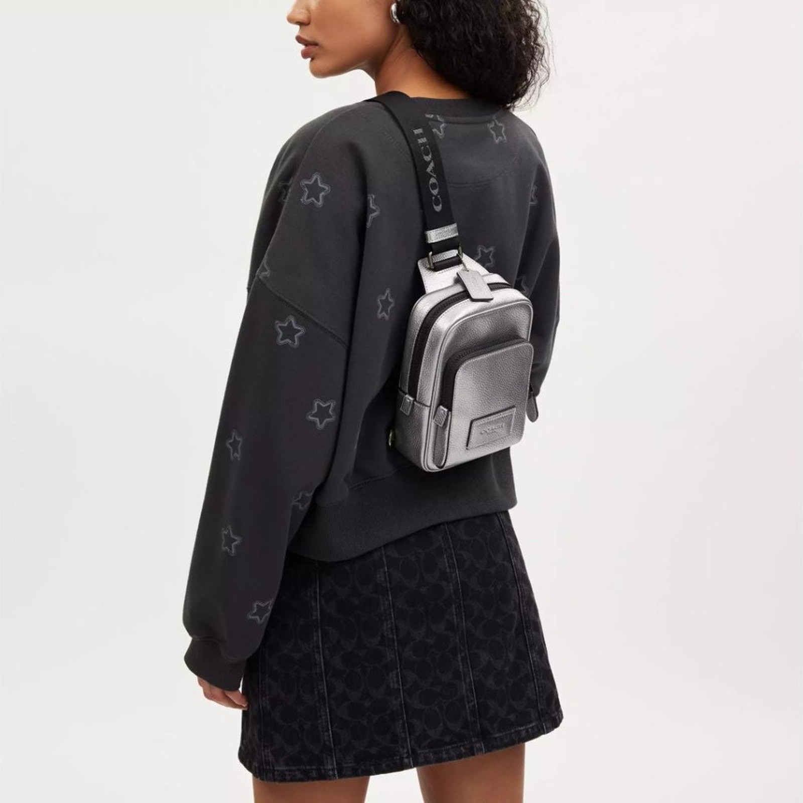 NWT Track Pack 14 New With Tags Running Backpack